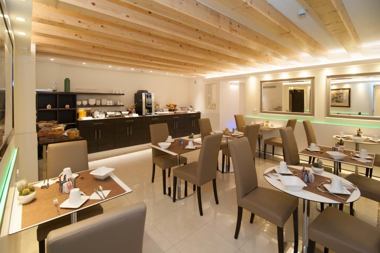 Hotel Leone Venice